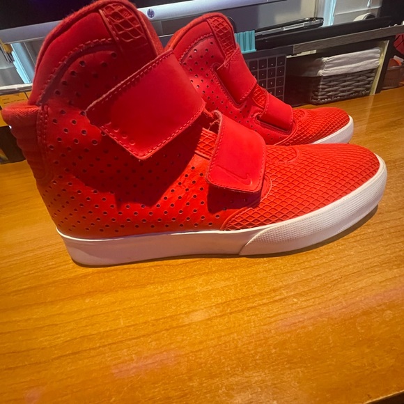 Women’s Nike Flystepper 2K3 Red mid shoes 💥 - Picture 4 of 9